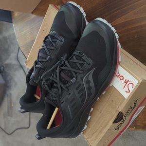 BNIB Saucony Peregrine 12.5